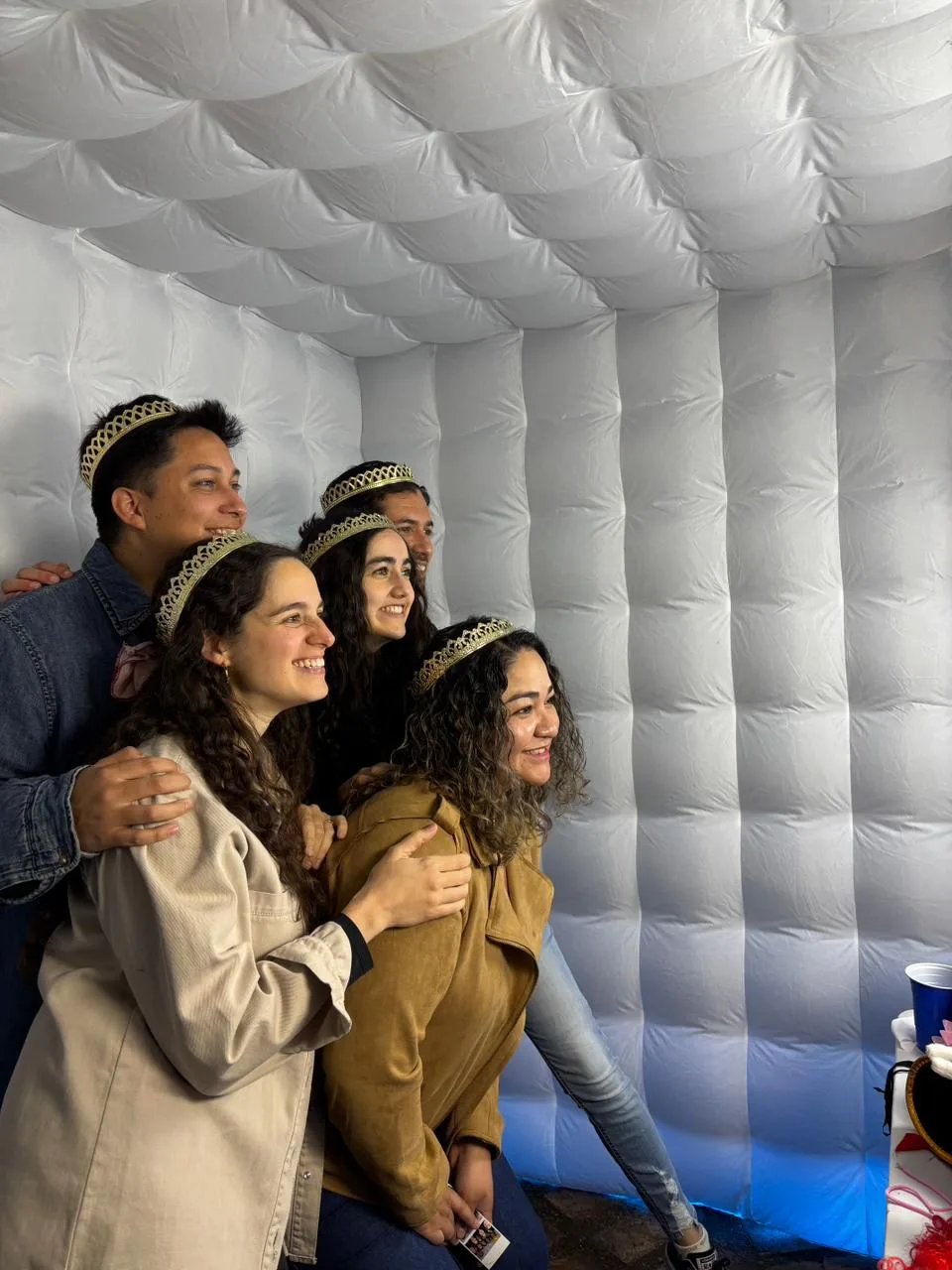 Despedida en cabina inflable